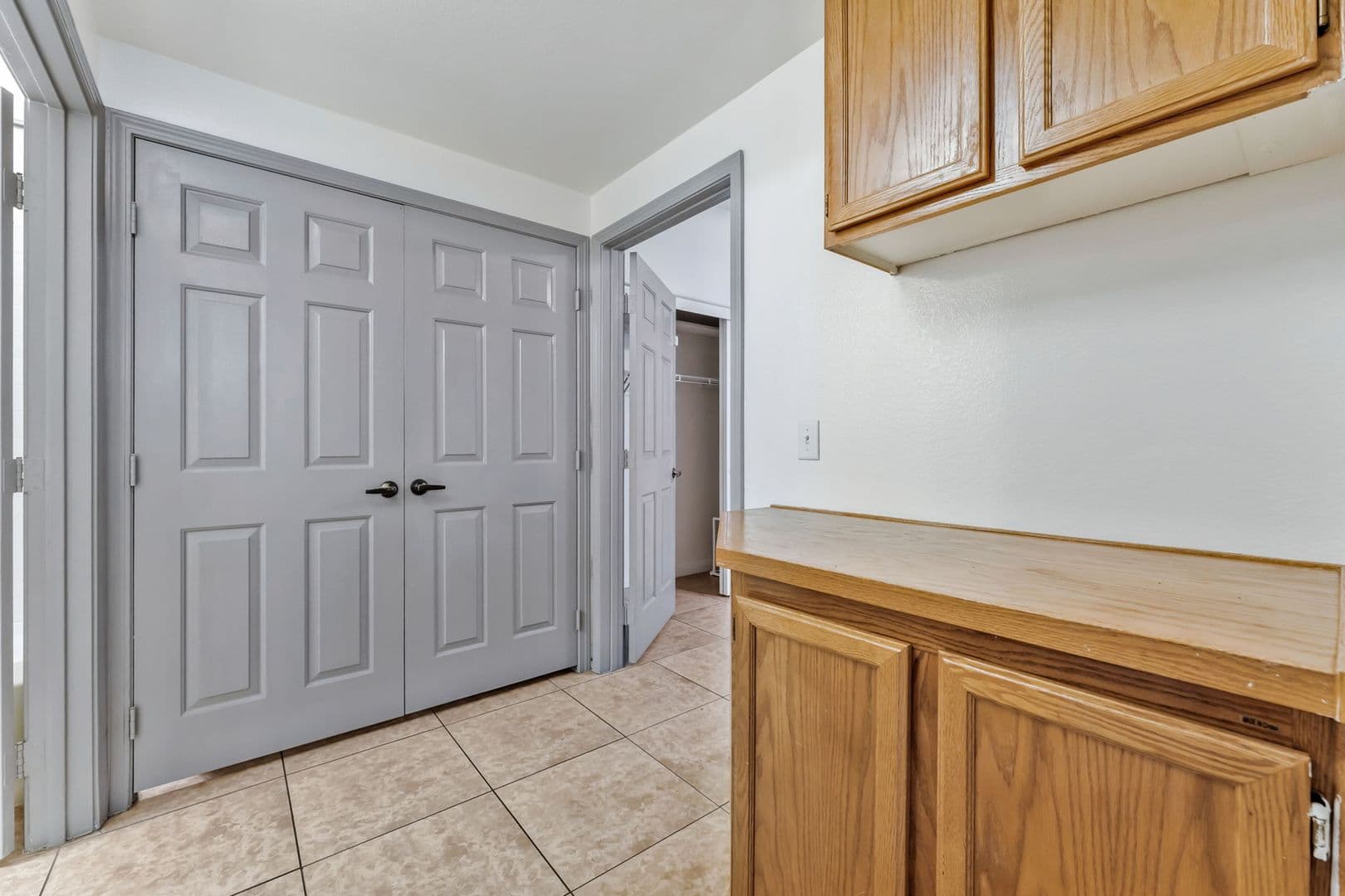 Las Vegas Townhome: 1405 S Nellis #1106
