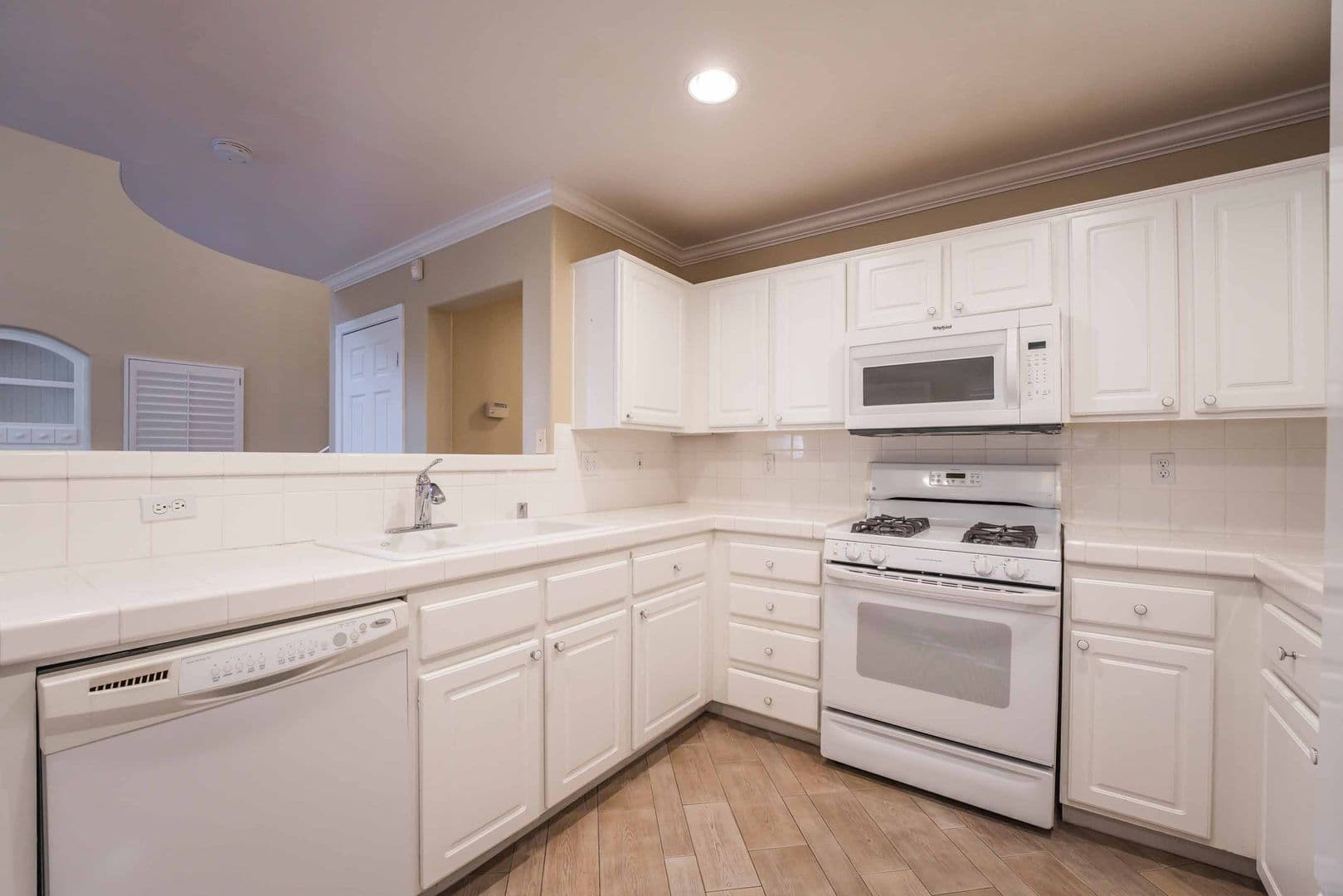Las Vegas House: 1390 Louisiana Lakes Avenue