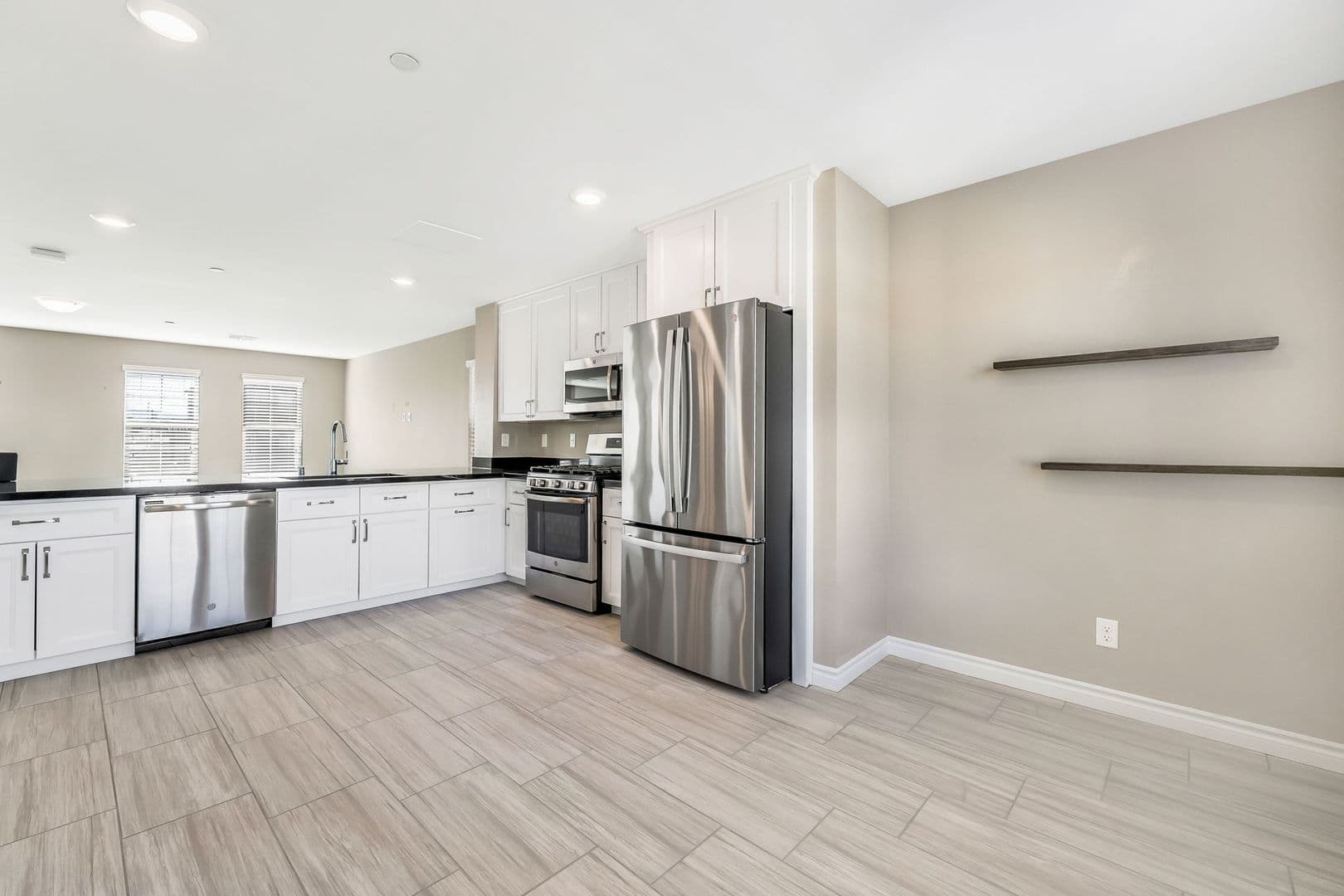 Henderson House: 811 Water St