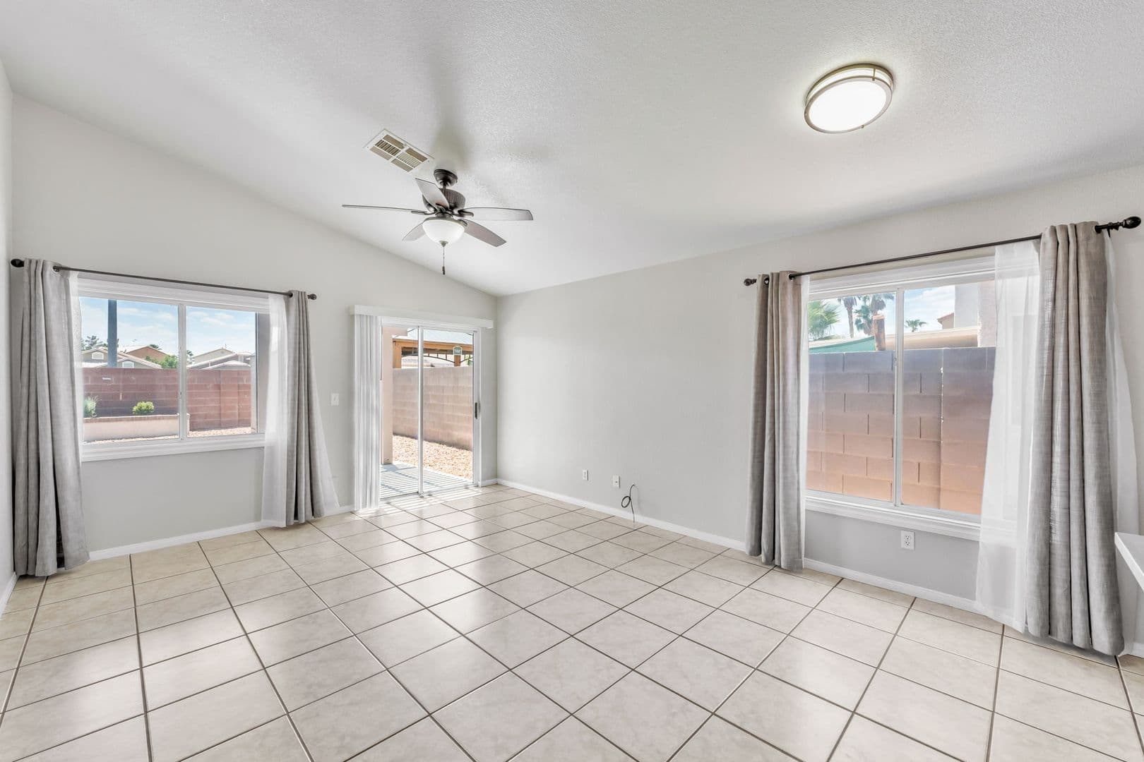 North Las Vegas House: 4353 Scarlet Sea Ave