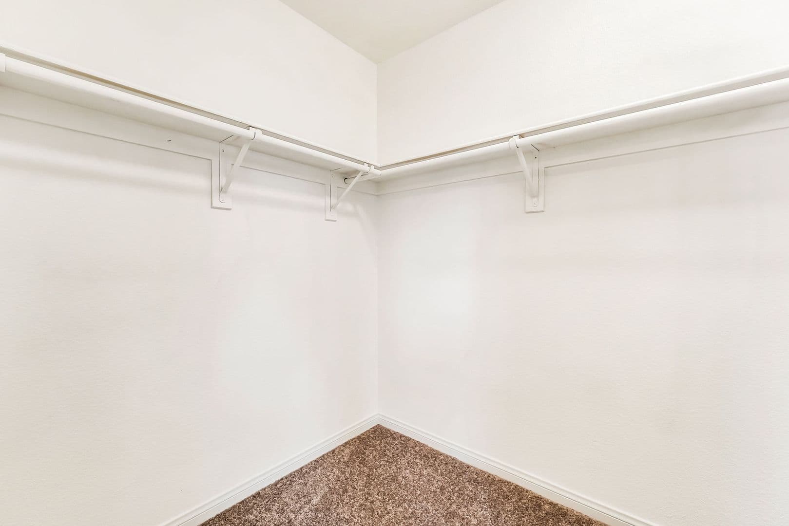 Las Vegas House: 9158 White Rock Peak Street