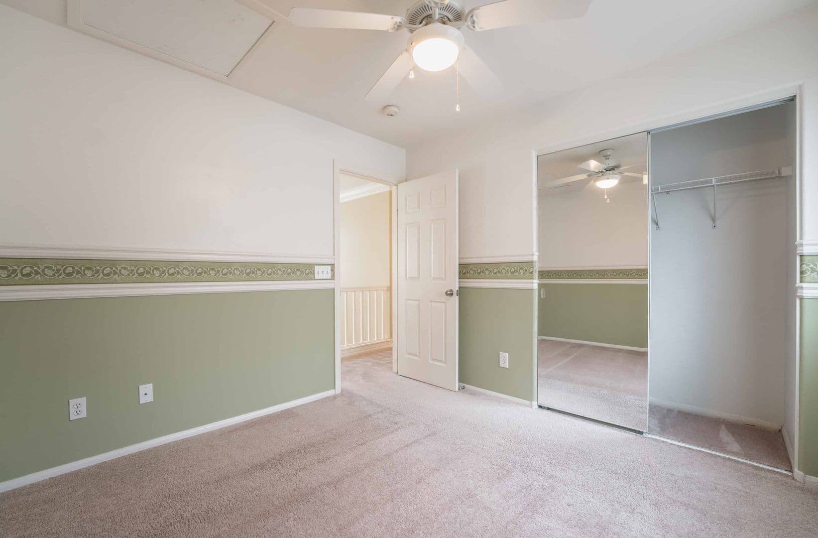 Las Vegas House: 1390 Louisiana Lakes Avenue
