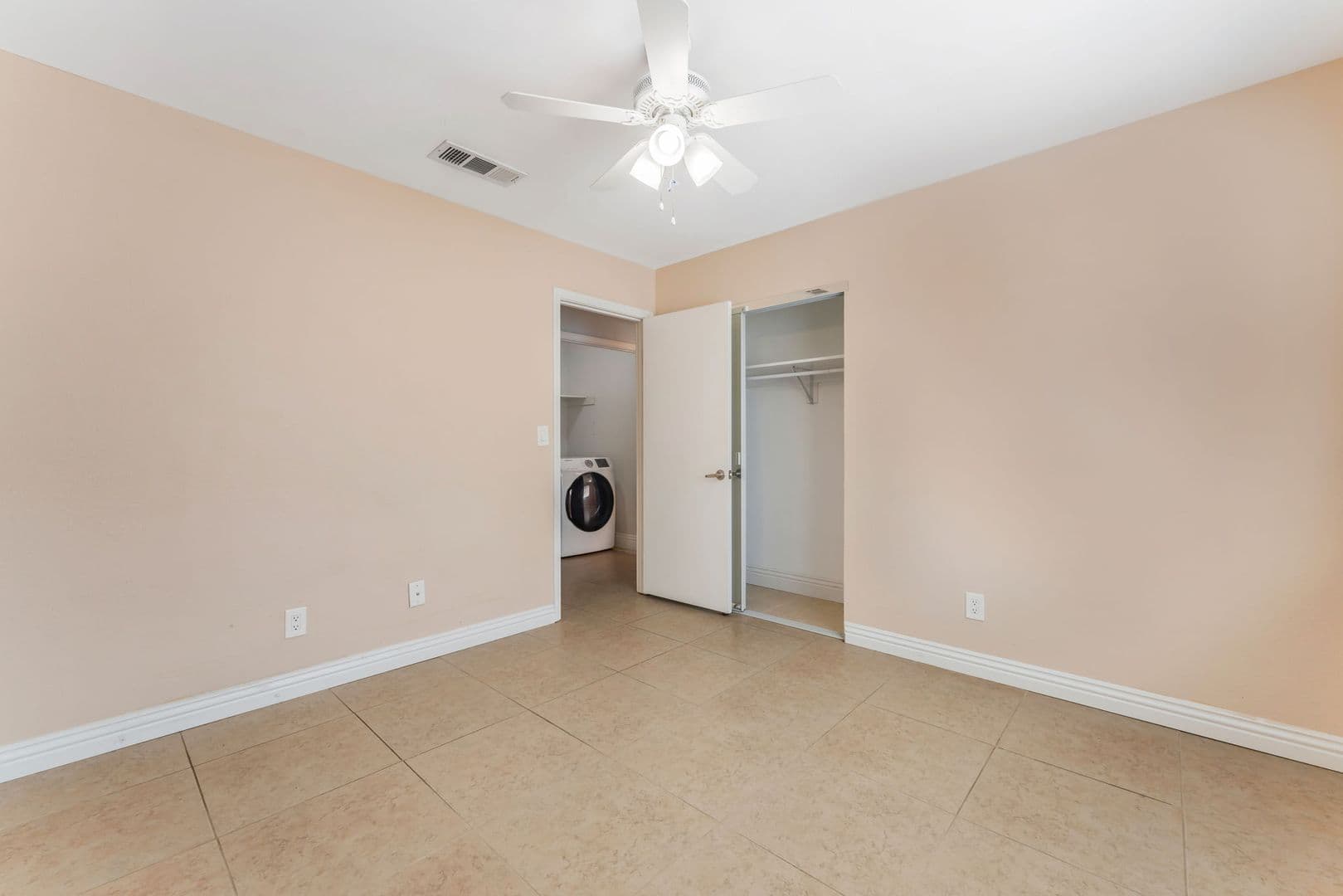 Las Vegas House: 741 Autumn Moon Dr