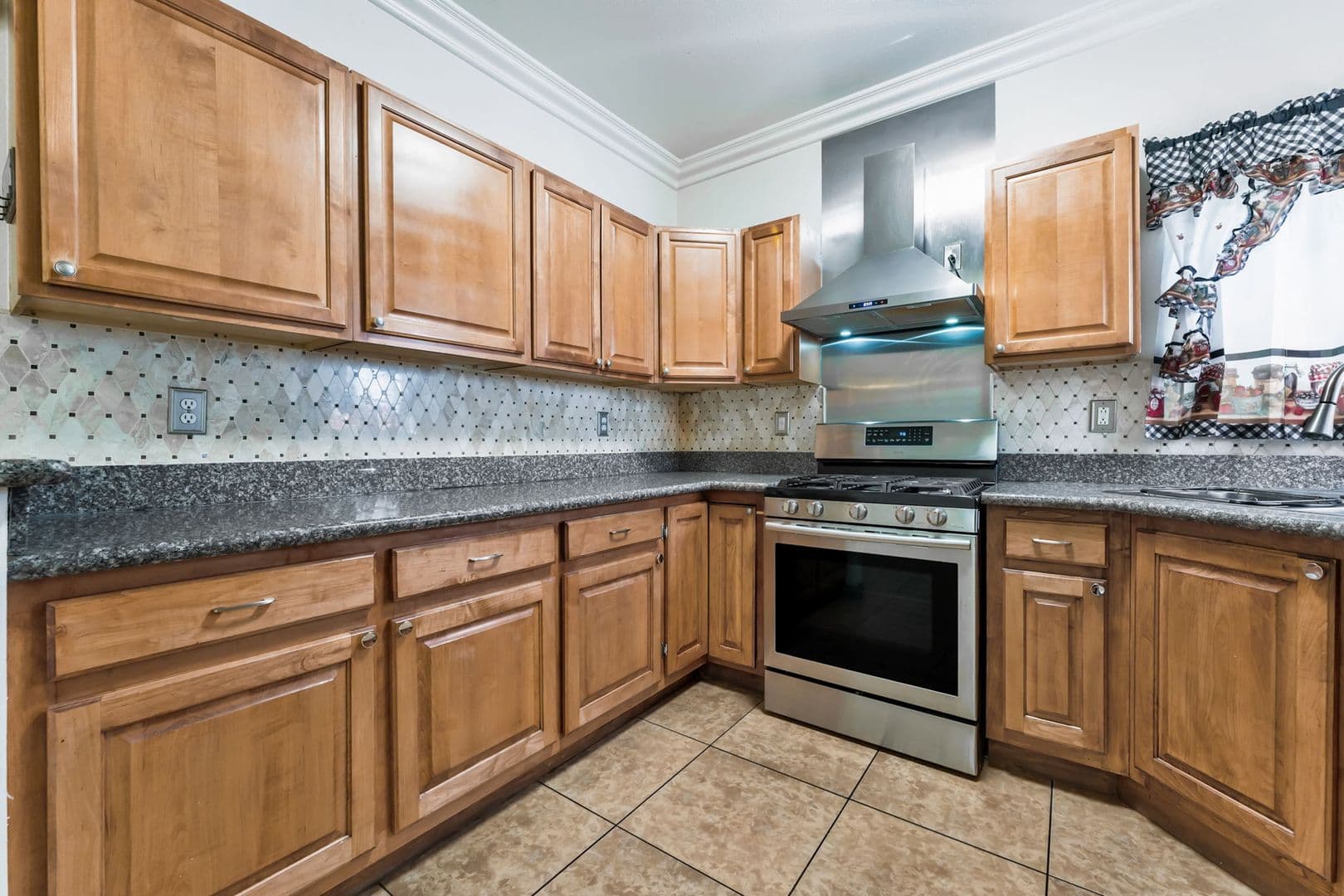 Las Vegas Townhome: 1405 S Nellis #1106