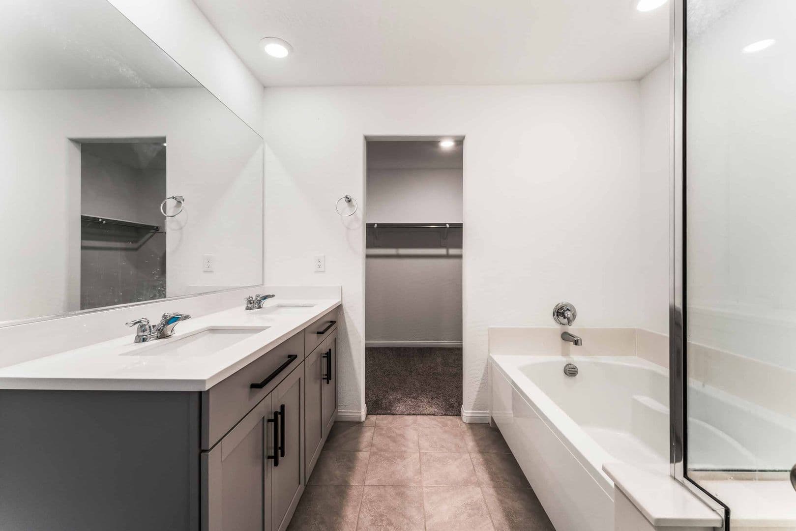 North Las Vegas House: 6958 Stone Cactus St