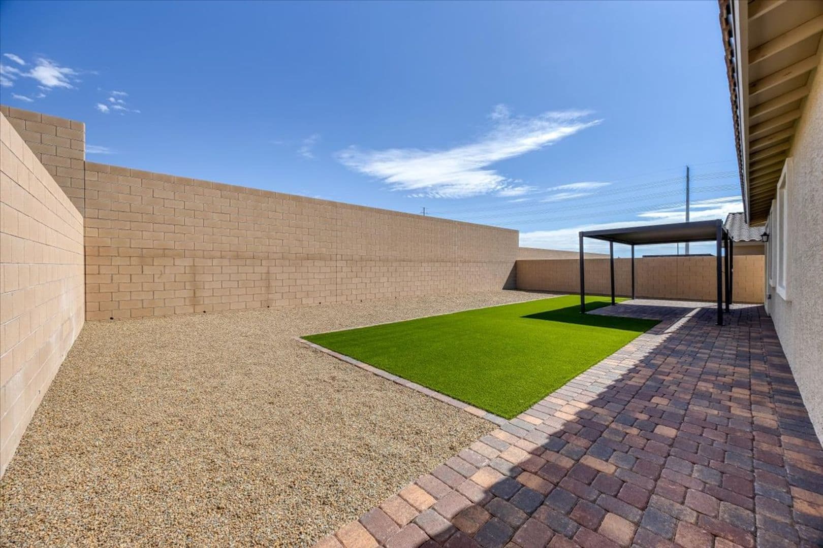 Las Vegas House: 10862 Lewis Pointe Ave