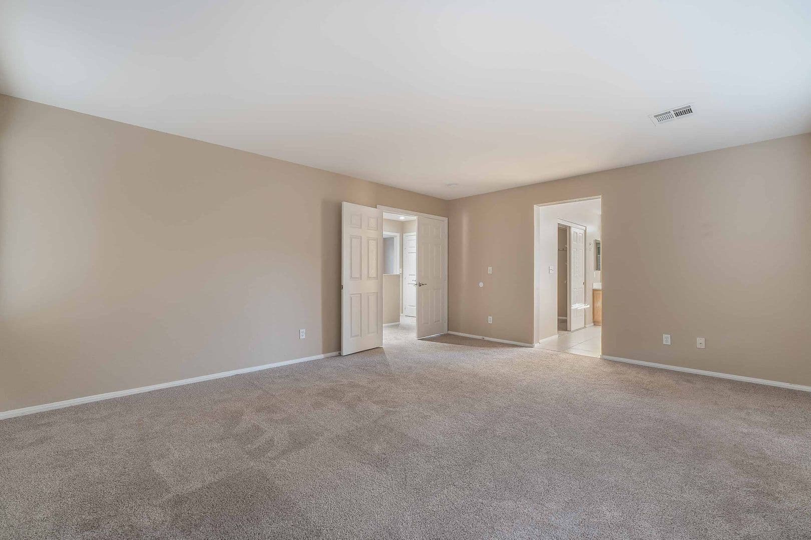 Las Vegas House: 10466 Gwynns Falls St