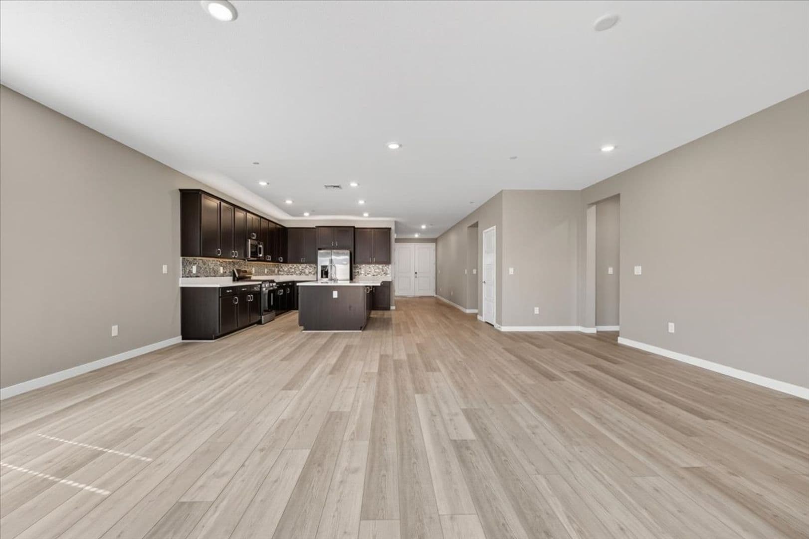Las Vegas House: 10862 Lewis Pointe Ave