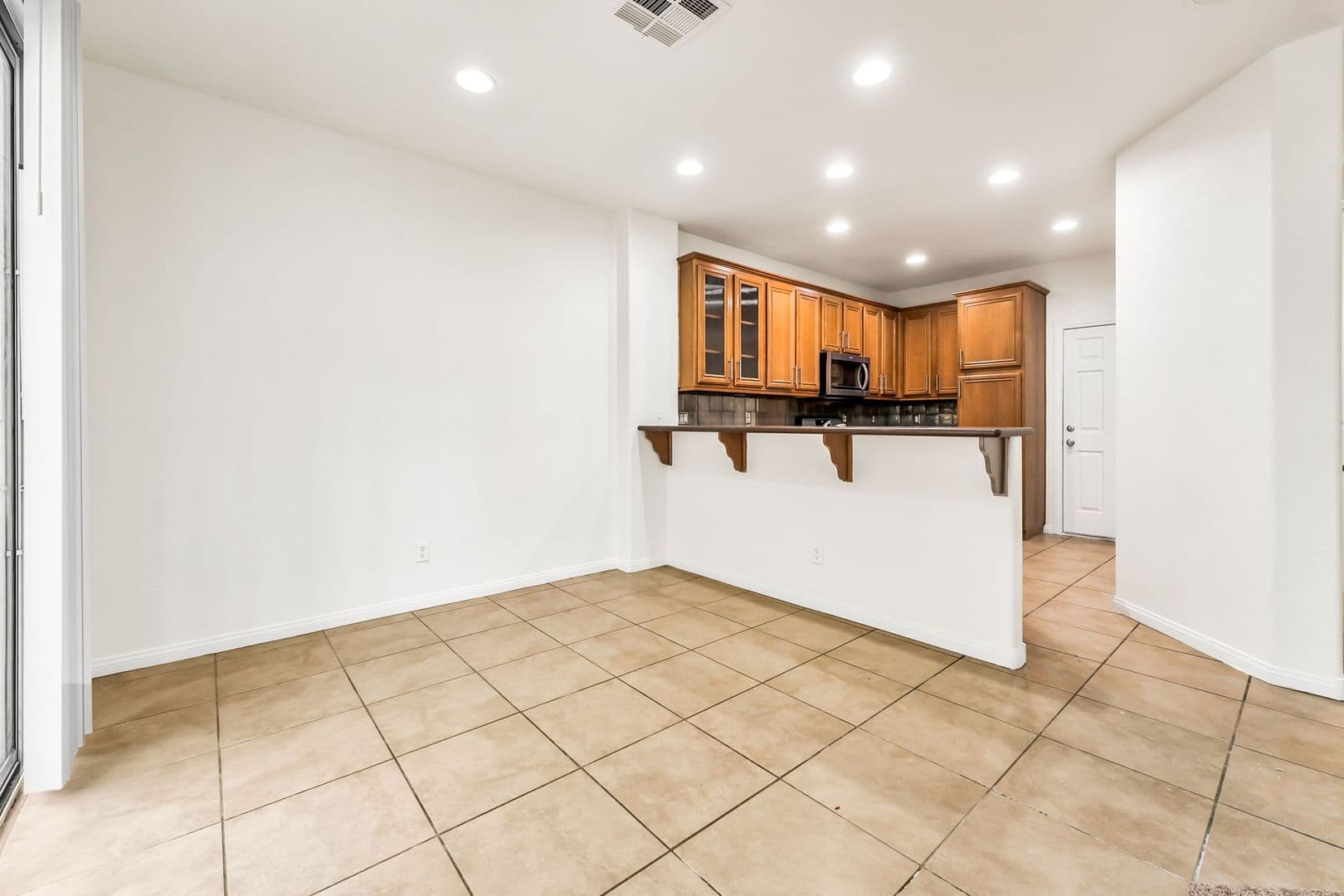Las Vegas House: 9158 White Rock Peak Street