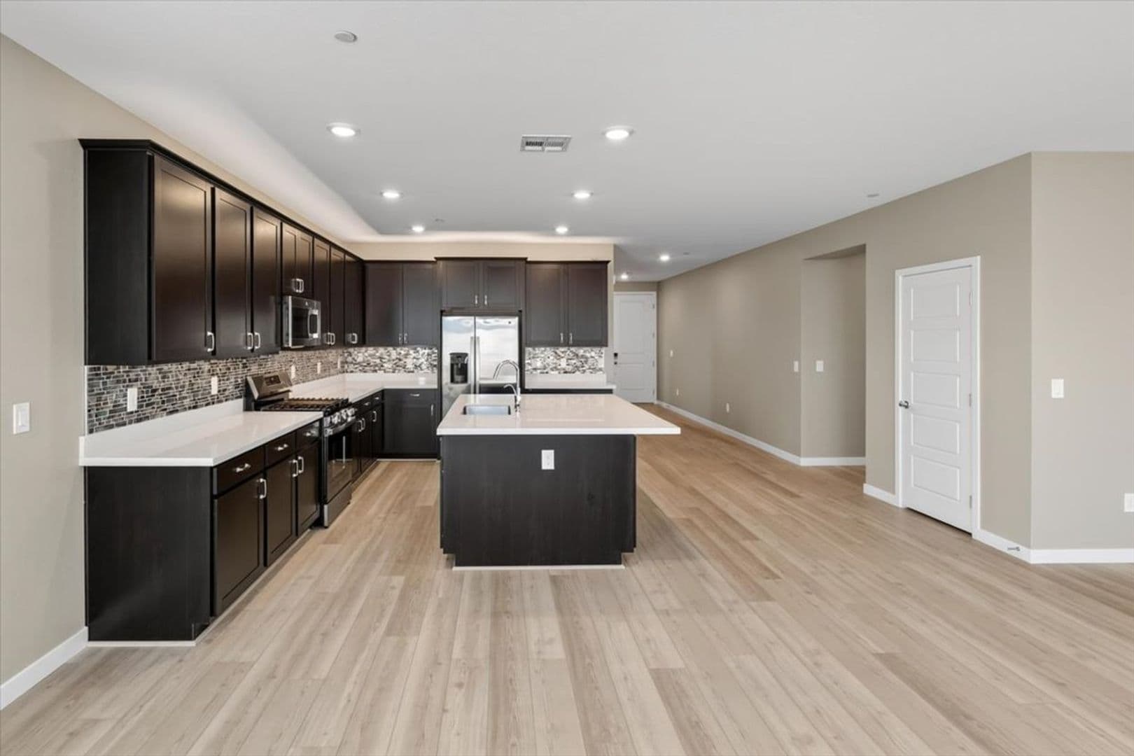 Las Vegas House: 10862 Lewis Pointe Ave