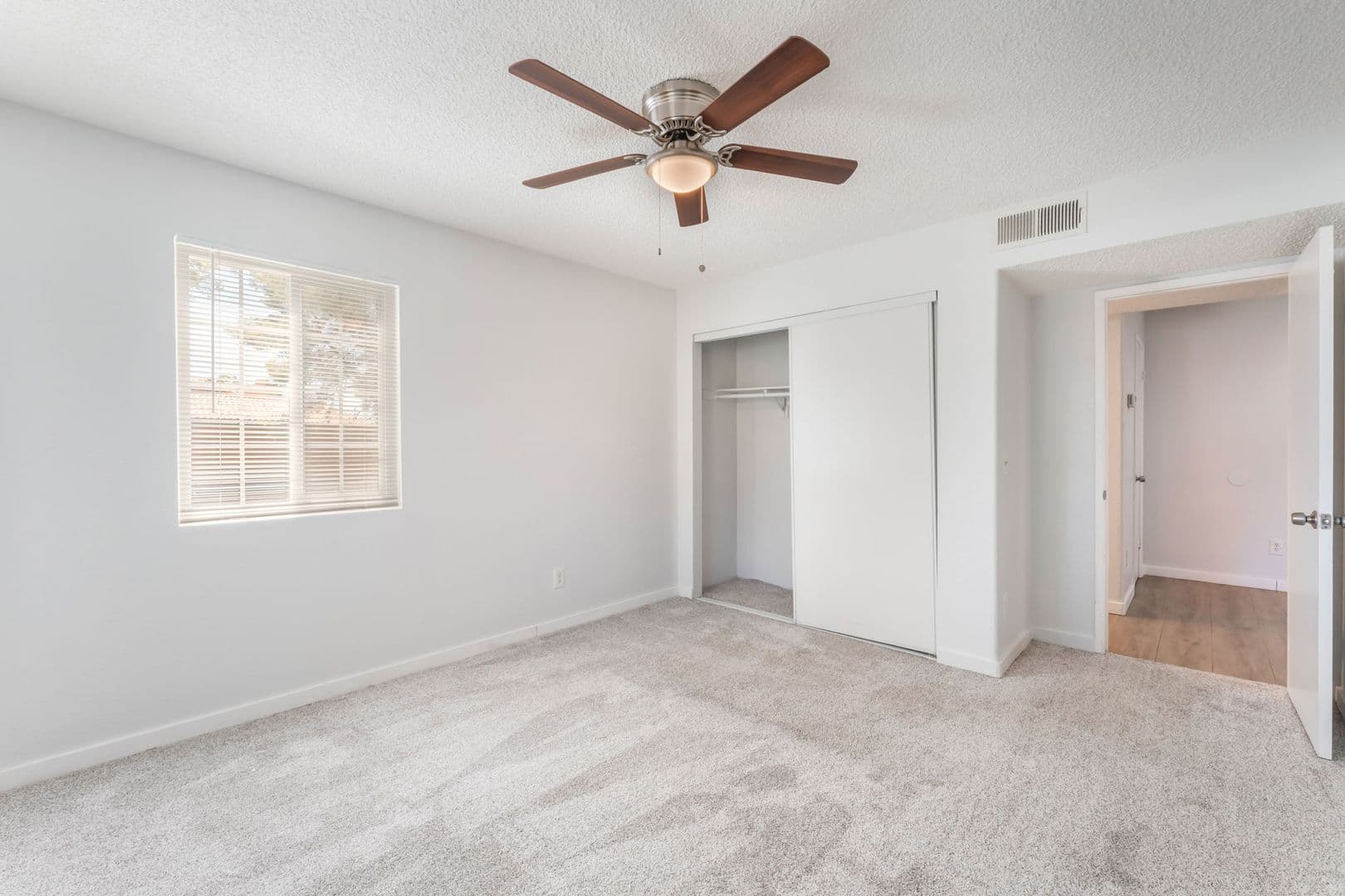 Las Vegas House: 230 Mission Newport Ln #105