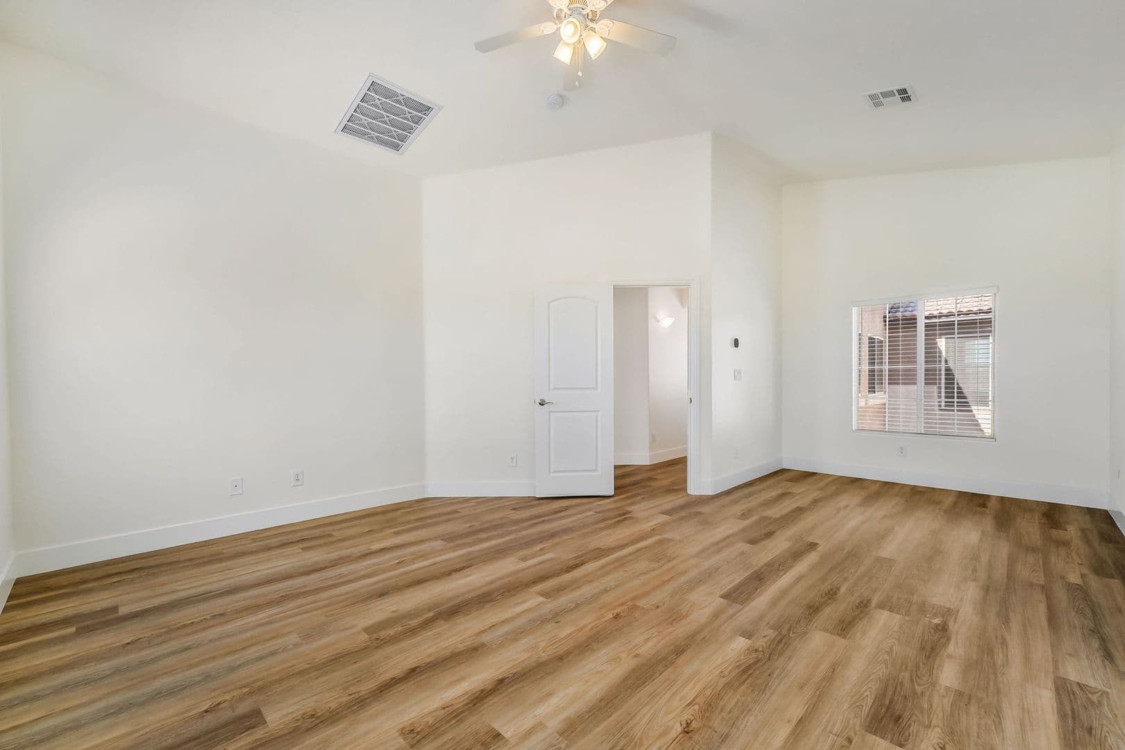 Las Vegas House: 9372 Glendora Valley St