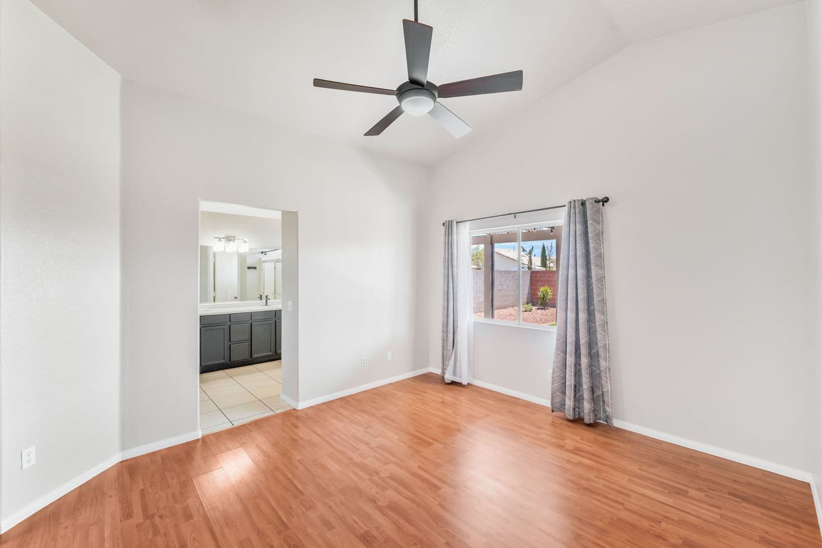 North Las Vegas House: 4353 Scarlet Sea Ave