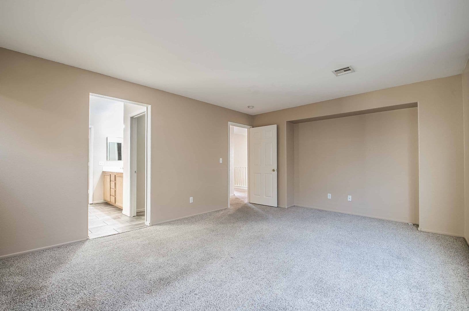 Las Vegas House: 3925 Meadow Foxtail Drive