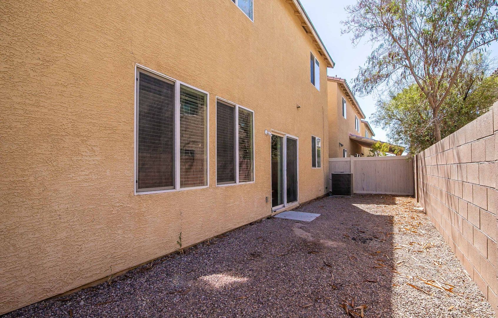 Las Vegas House: 3925 Meadow Foxtail Drive