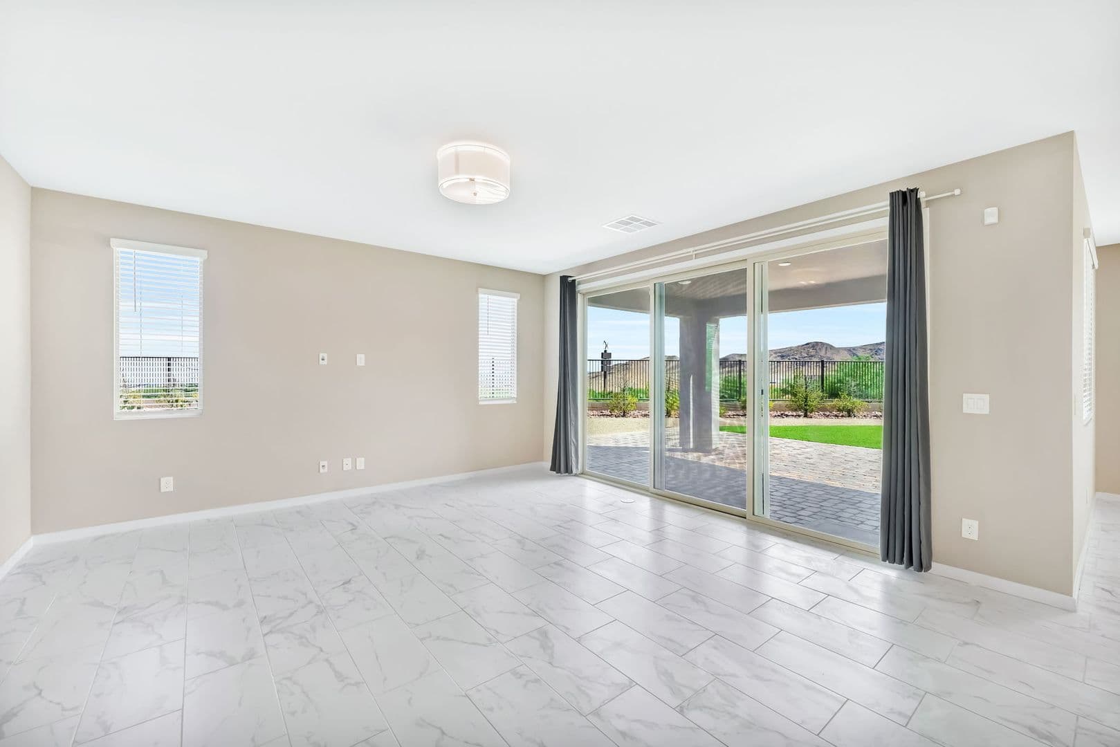 Las Vegas House: 12487 Notch Trail Ave