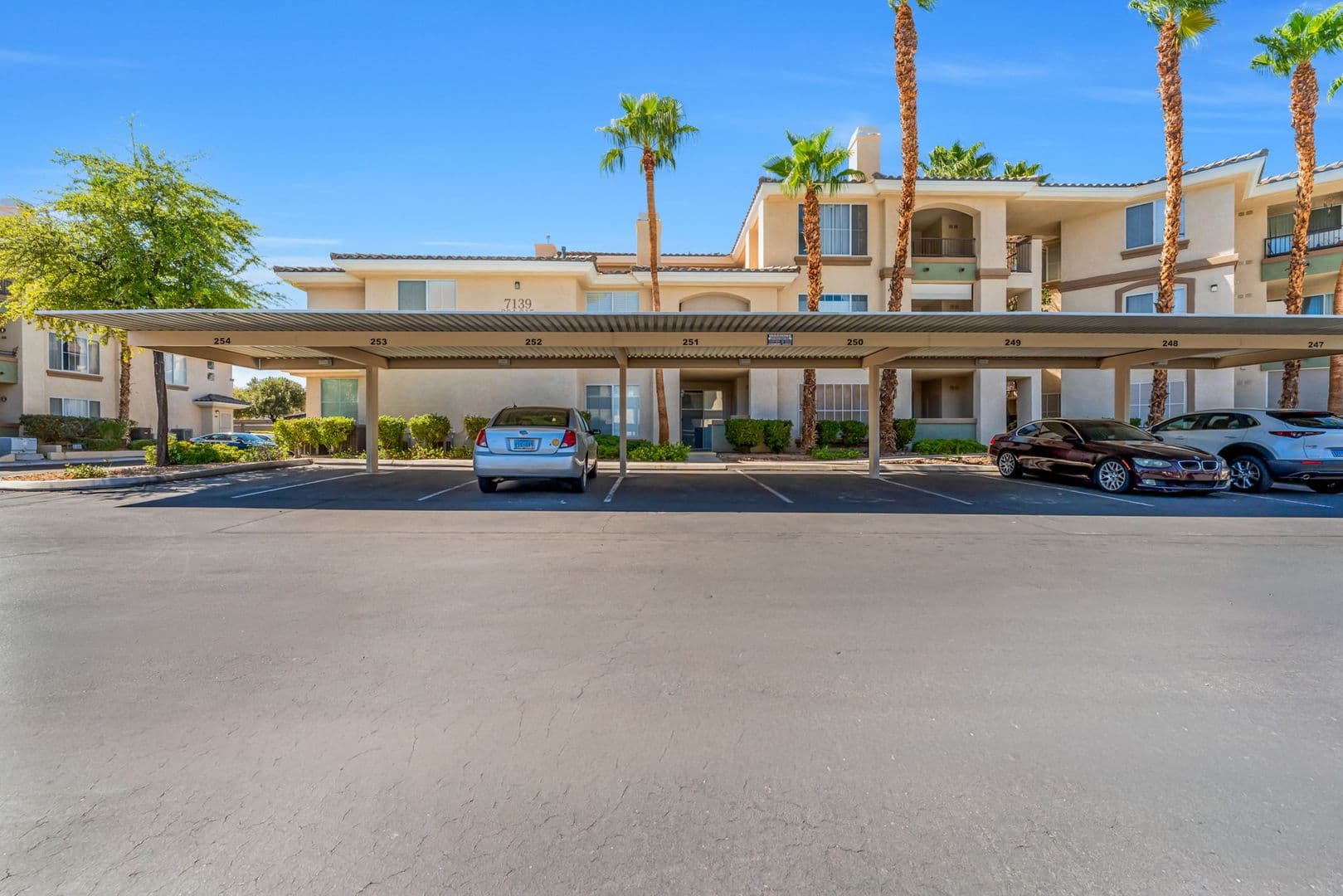 Las Vegas House: 7139 South Durango #309