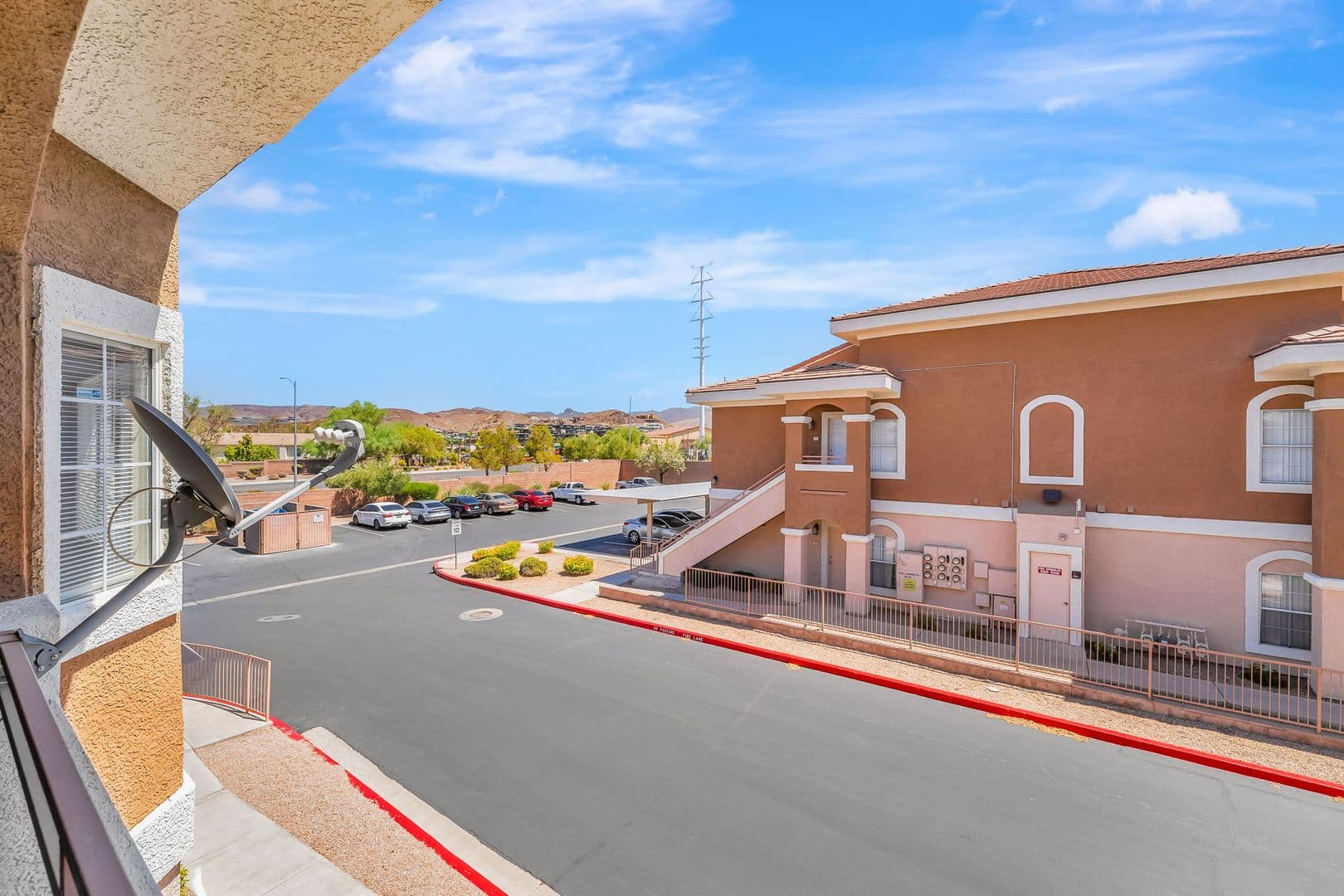 Henderson House: 830 Carnegie St #1622