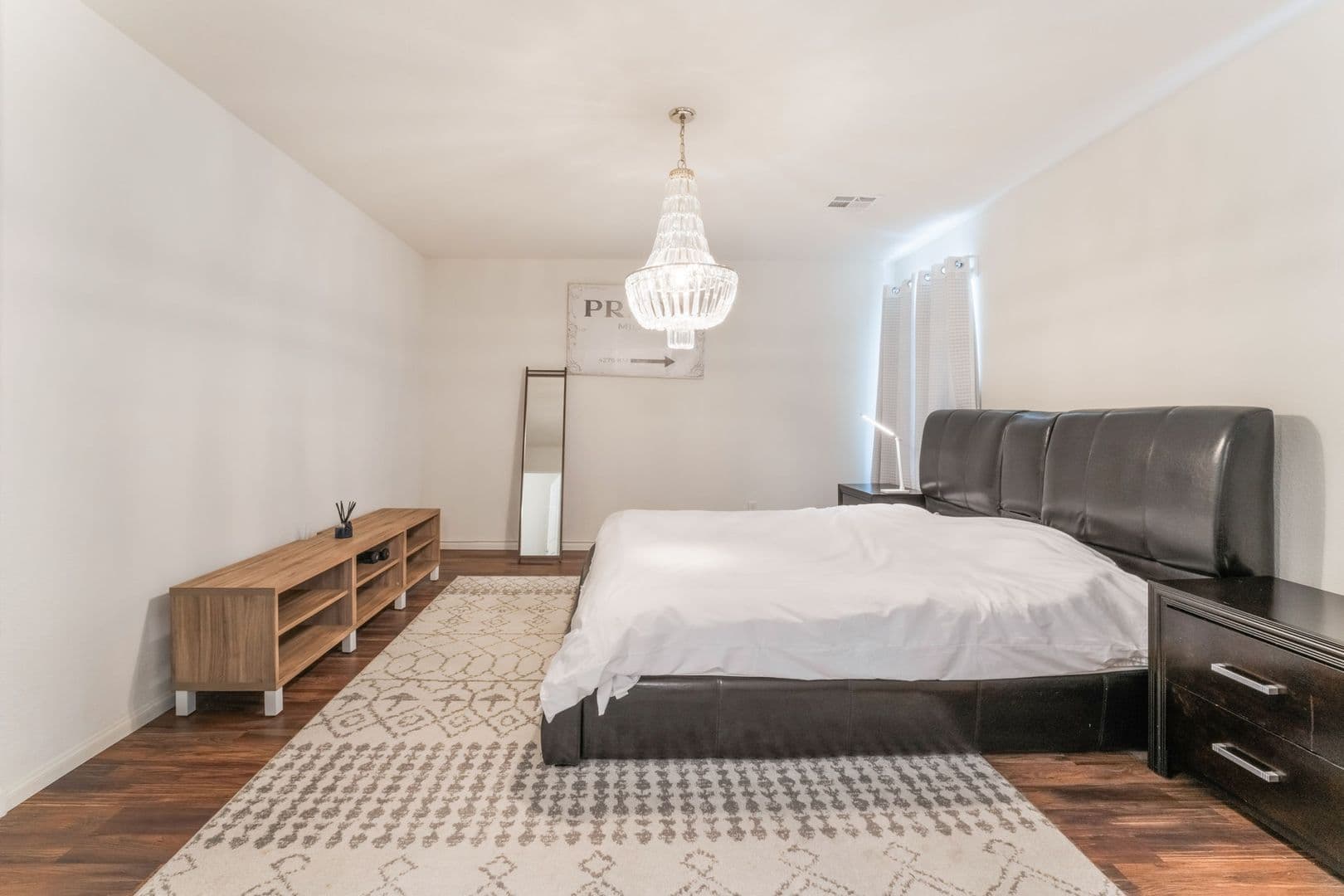 Las Vegas House: 8749 Spanish Ridge Ave