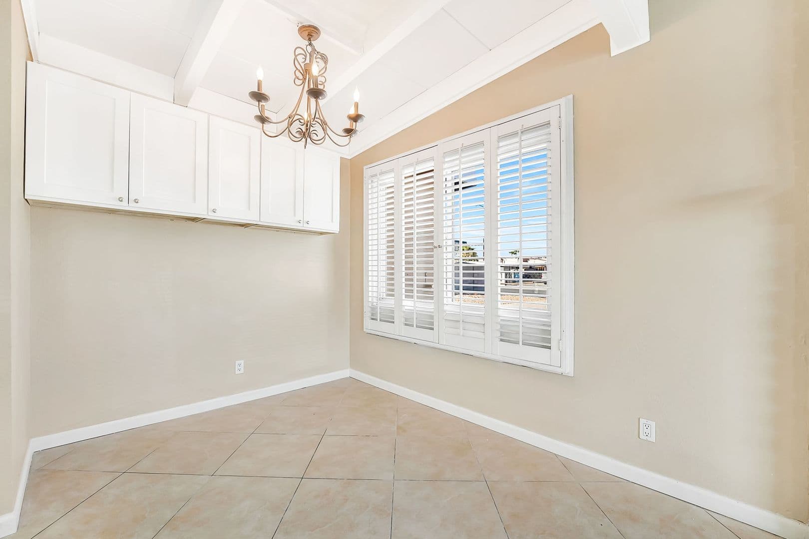Las Vegas House: 867 Lulu Ave.
