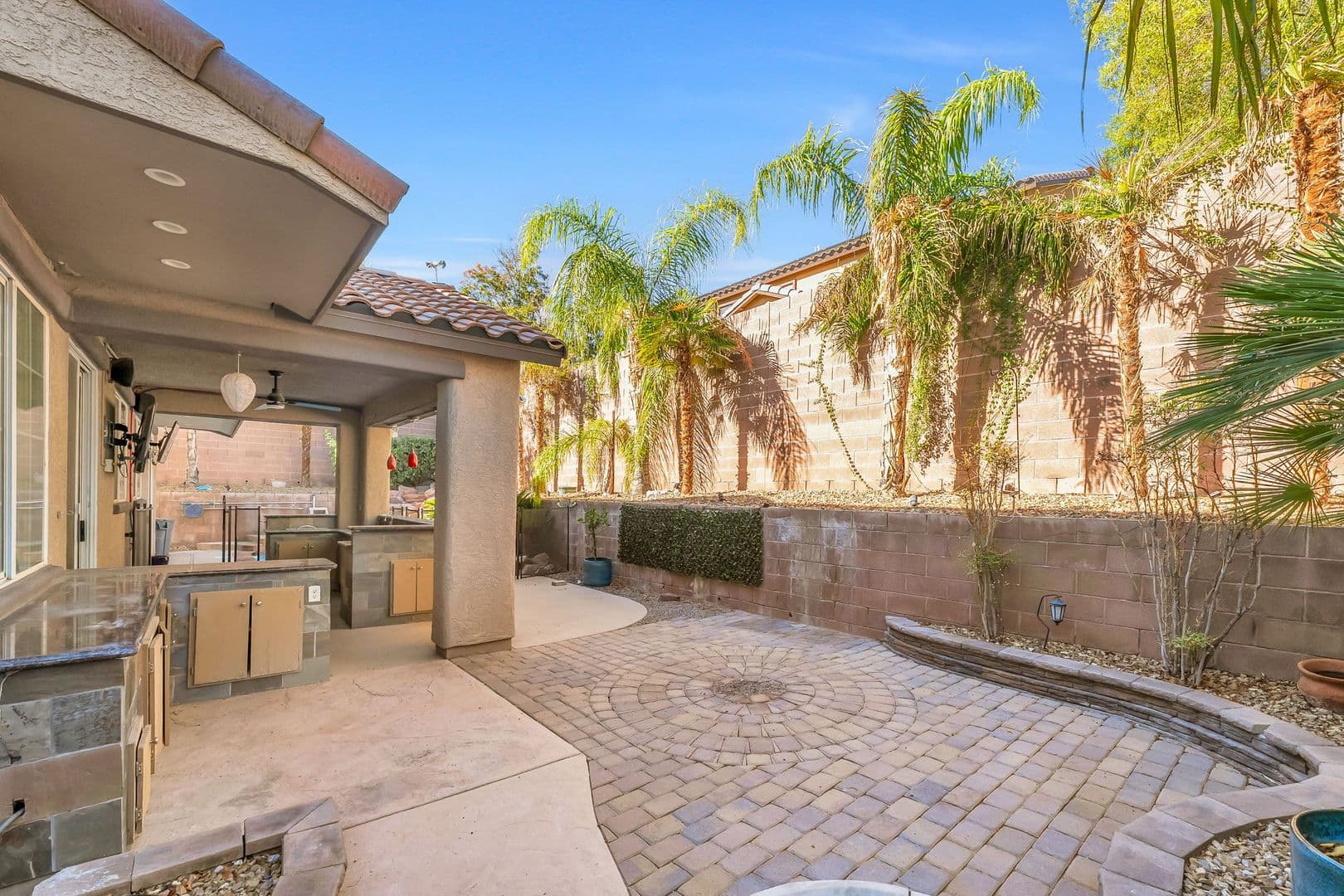 Henderson House: 1153 Orphington Ct