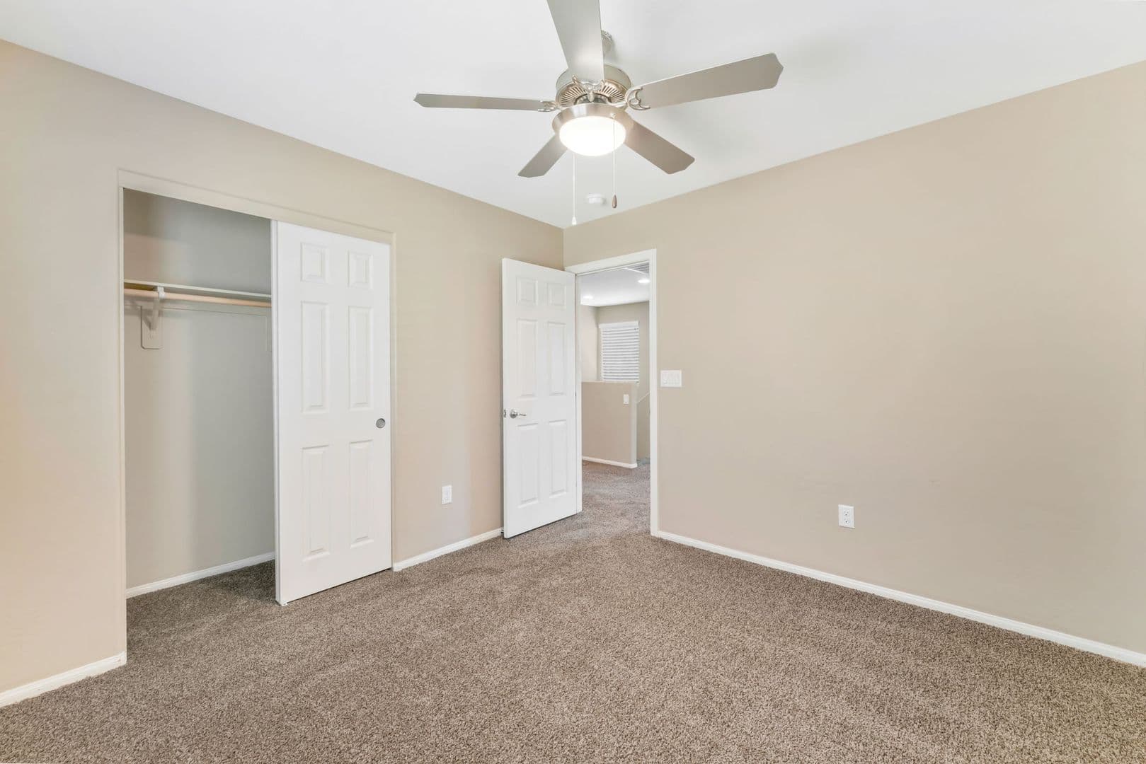 Las Vegas House: 730 Bending Wolf Ave