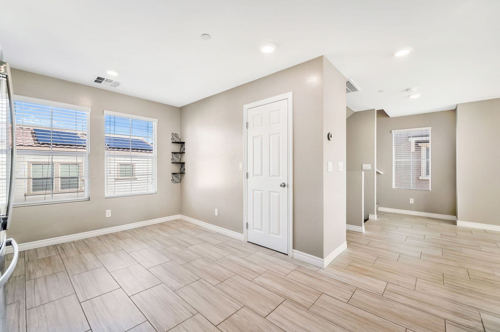 Henderson House: 811 Water St