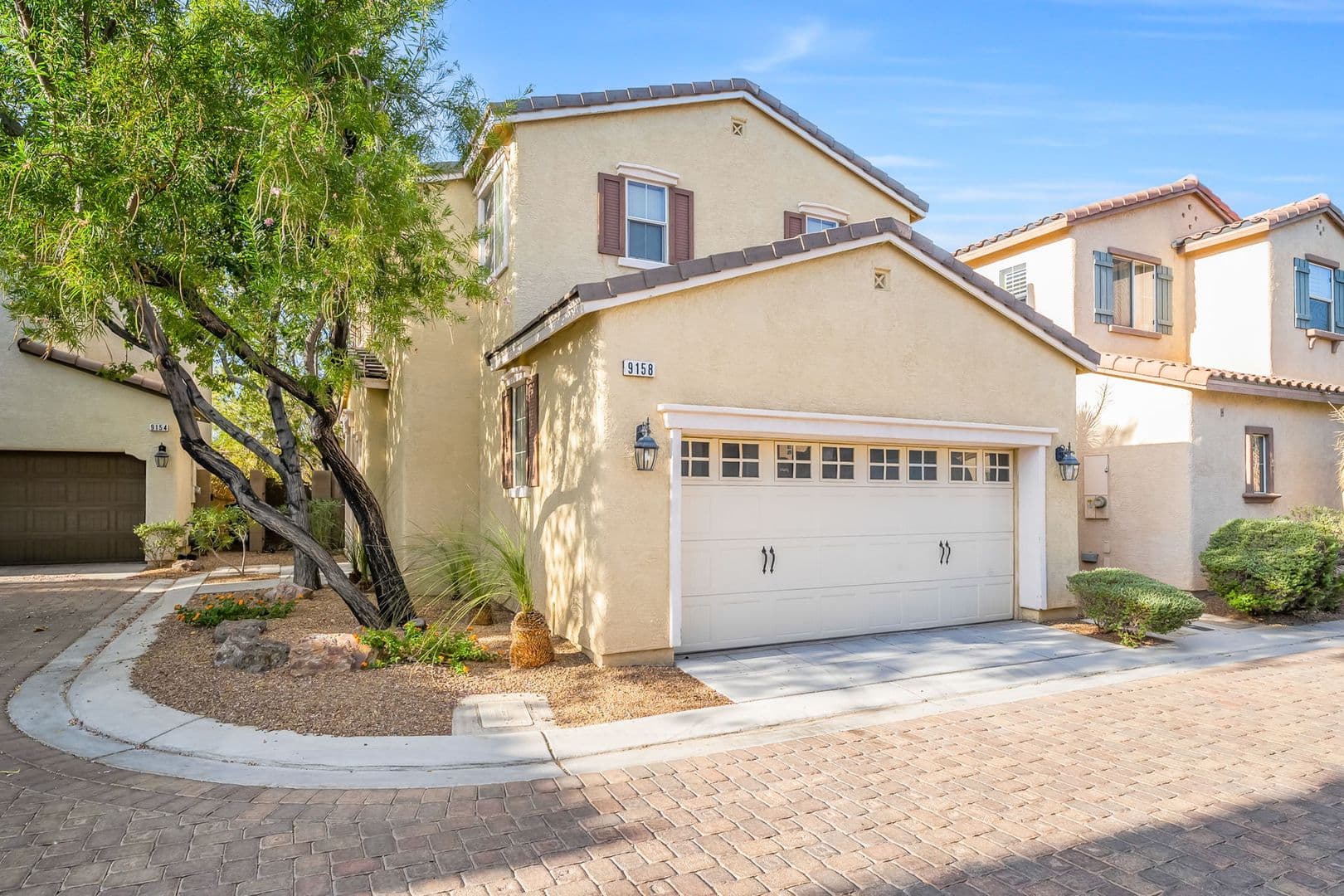 Las Vegas House: 9158 White Rock Peak Street