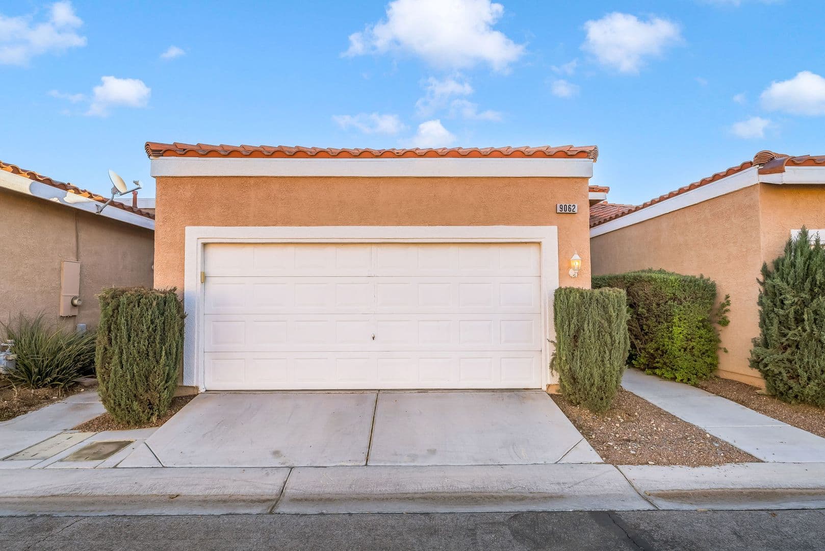 Las Vegas House: 9062 Kimo St.