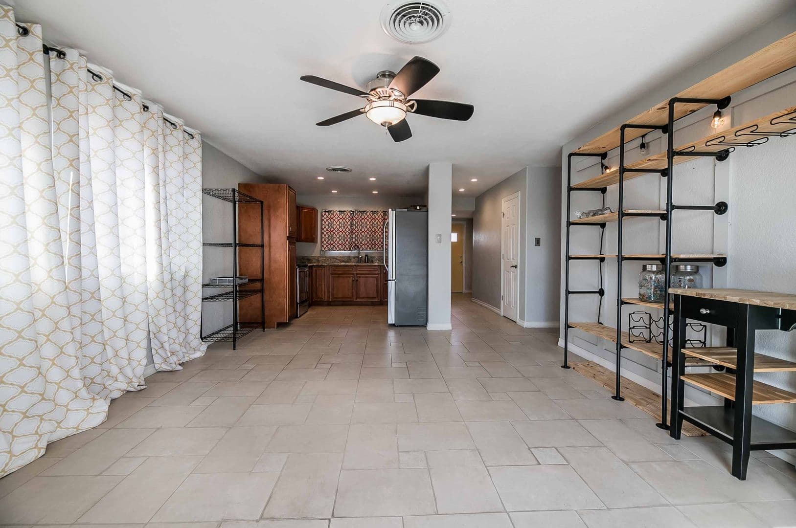 Las Vegas House: 836 N 21st St