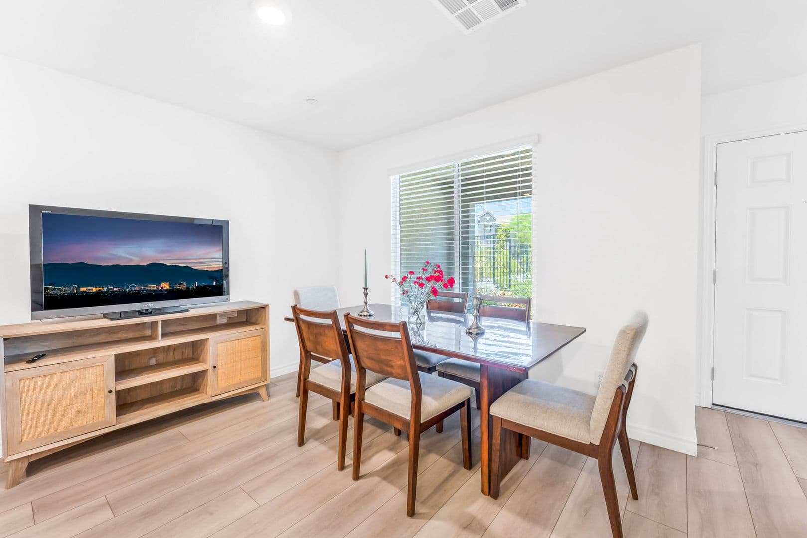 Las Vegas House: 6252 Foxes Dale St