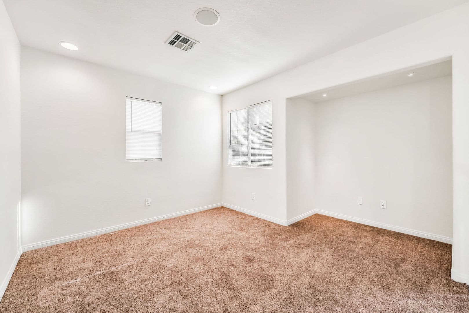 Las Vegas House: 9158 White Rock Peak Street