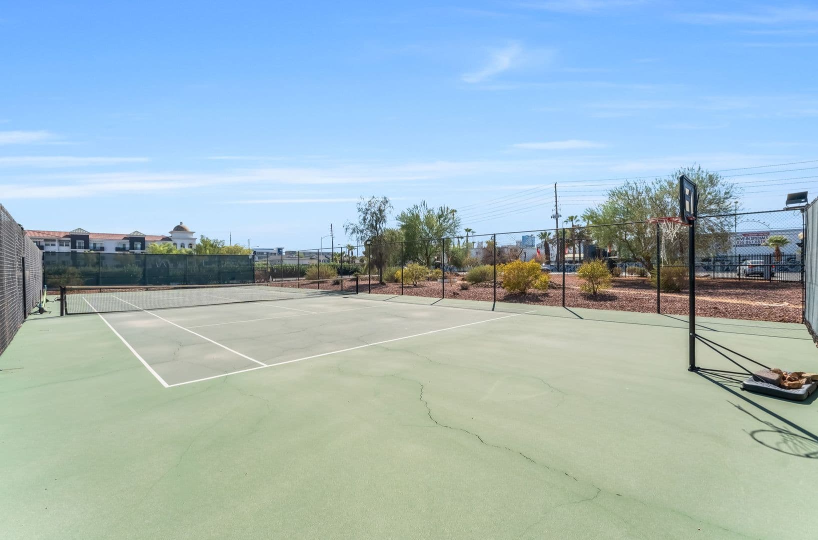 Las Vegas House: 3930 University Center #803