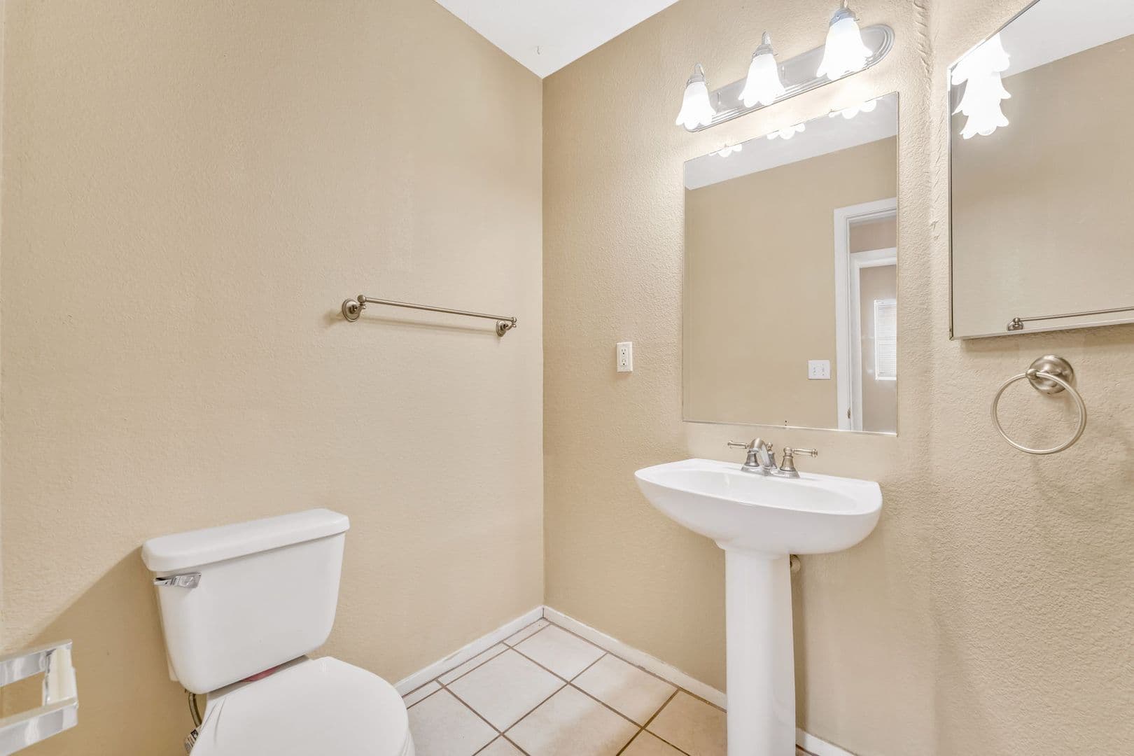 Las Vegas House: 8101 Exploration Ave