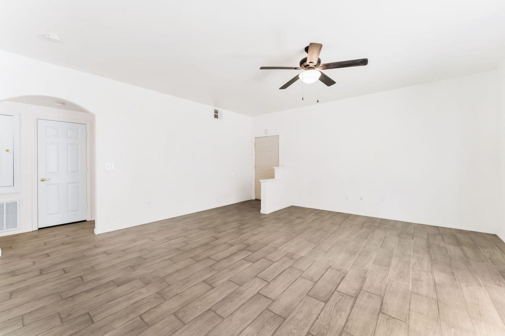 Las Vegas House: 6164 Pine Villa Ave #103