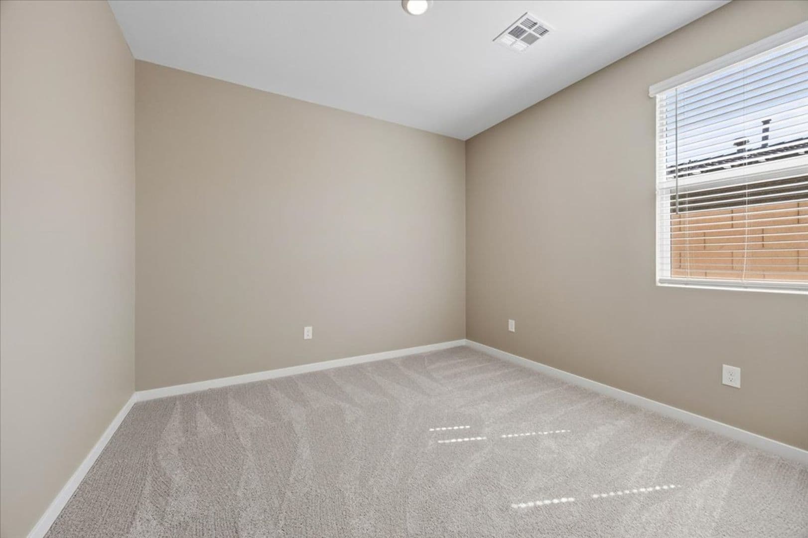 Las Vegas House: 10862 Lewis Pointe Ave