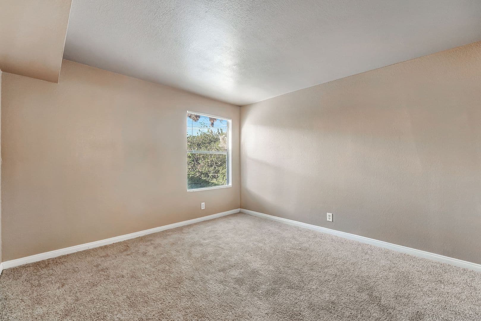 Las Vegas House: 3135 S Mojave Rd #227