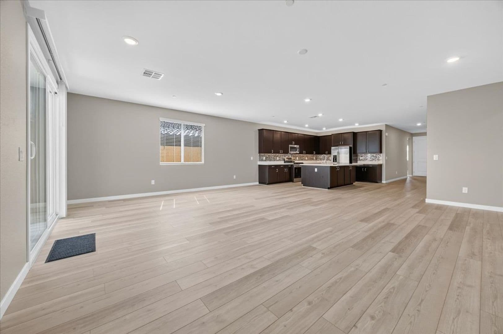Las Vegas House: 10862 Lewis Pointe Ave