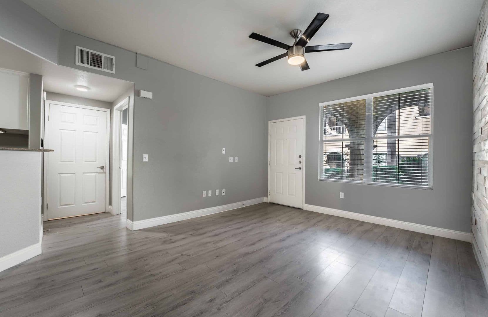 Las Vegas House: 10001 Peace Way #1276