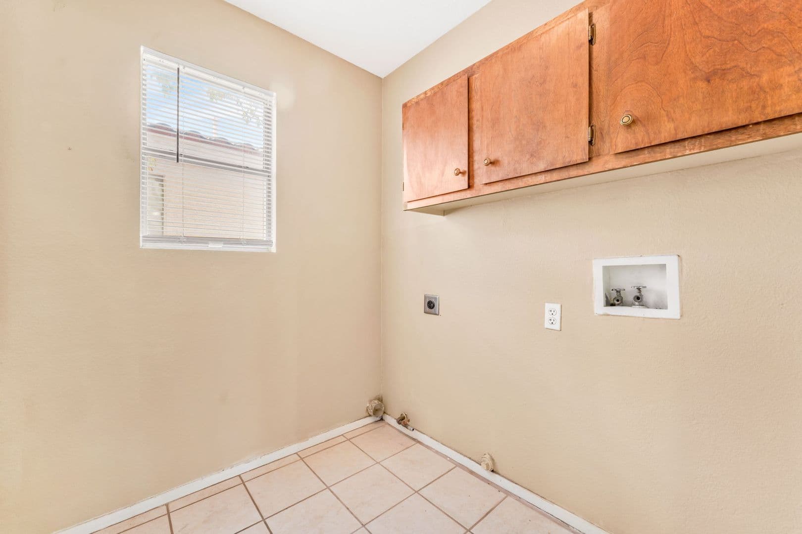 Las Vegas House: 8101 Exploration Ave
