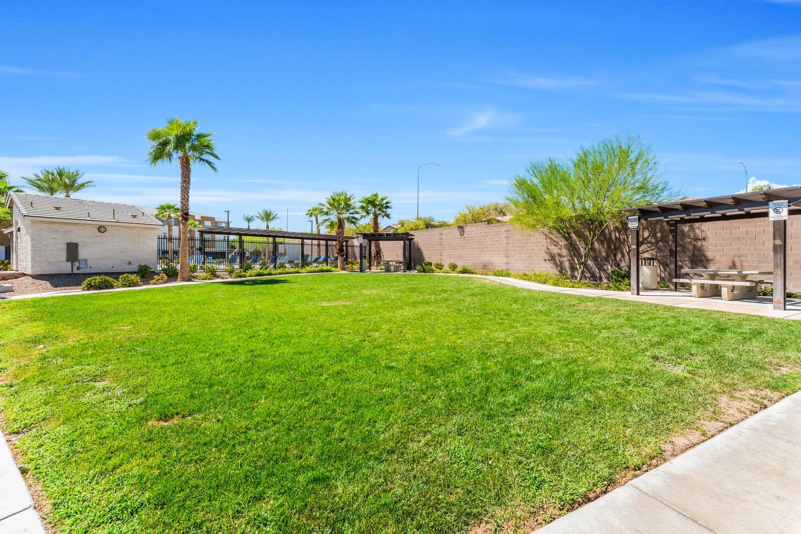 Las Vegas House: 3892 Enchanted Sky St