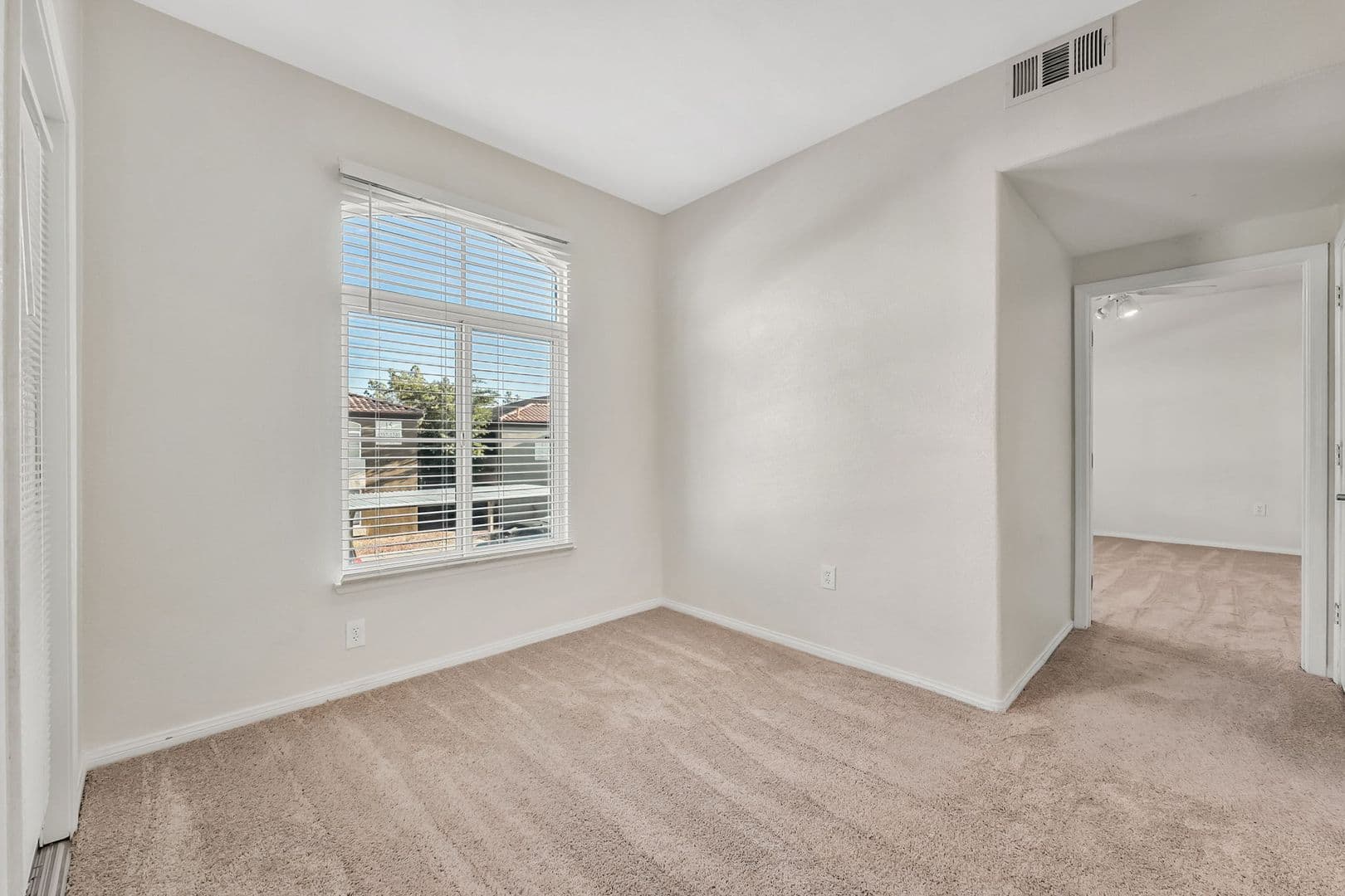 Las Vegas House: 9000 S Las Vegas Blvd #2242