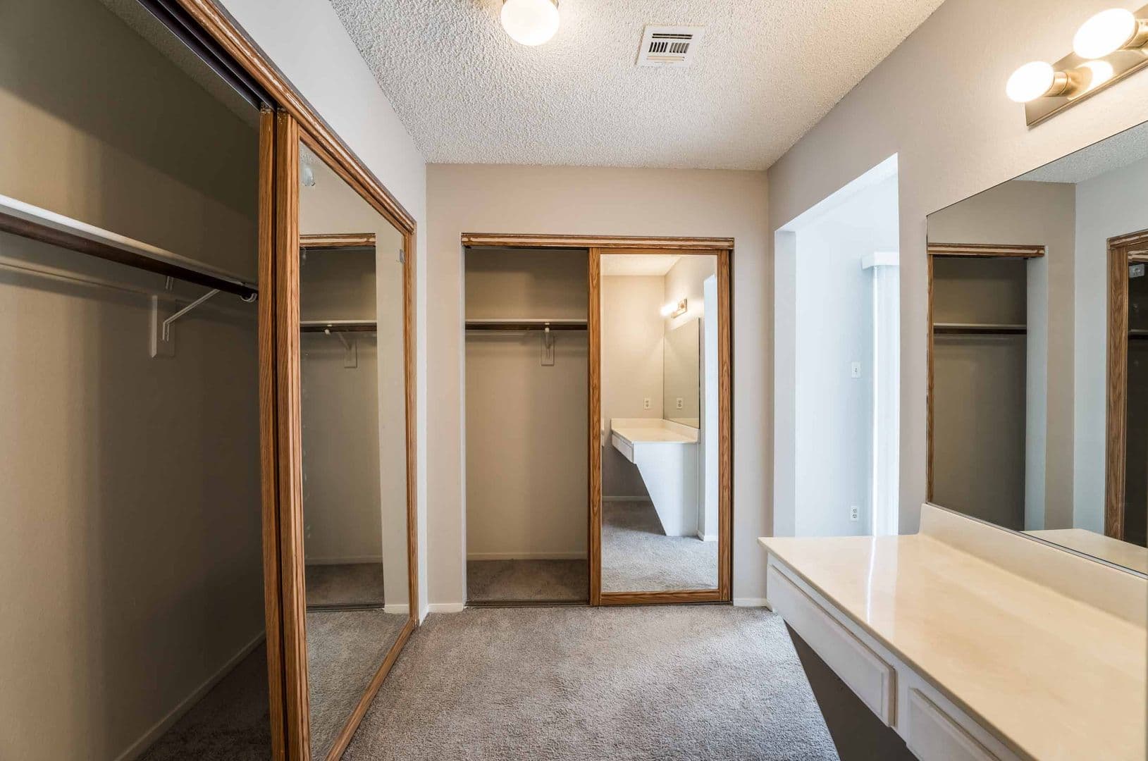 Las Vegas House: 8705 Isola Dr