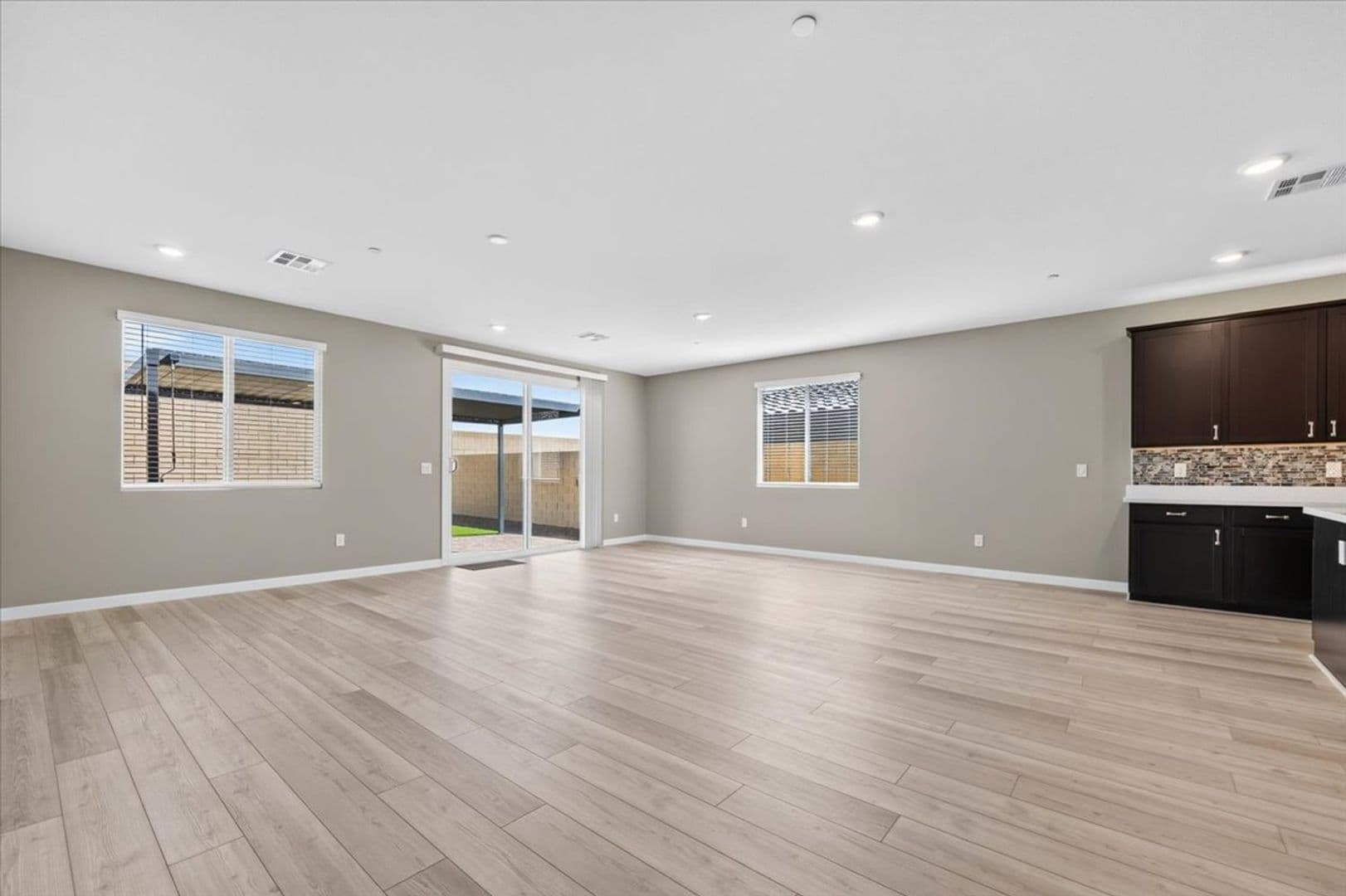 Las Vegas House: 10862 Lewis Pointe Ave