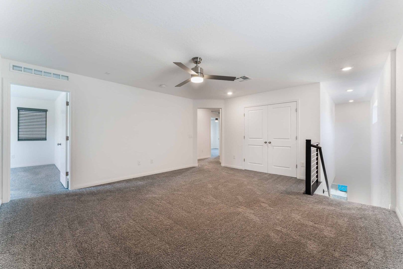 North Las Vegas House: 6958 Stone Cactus St