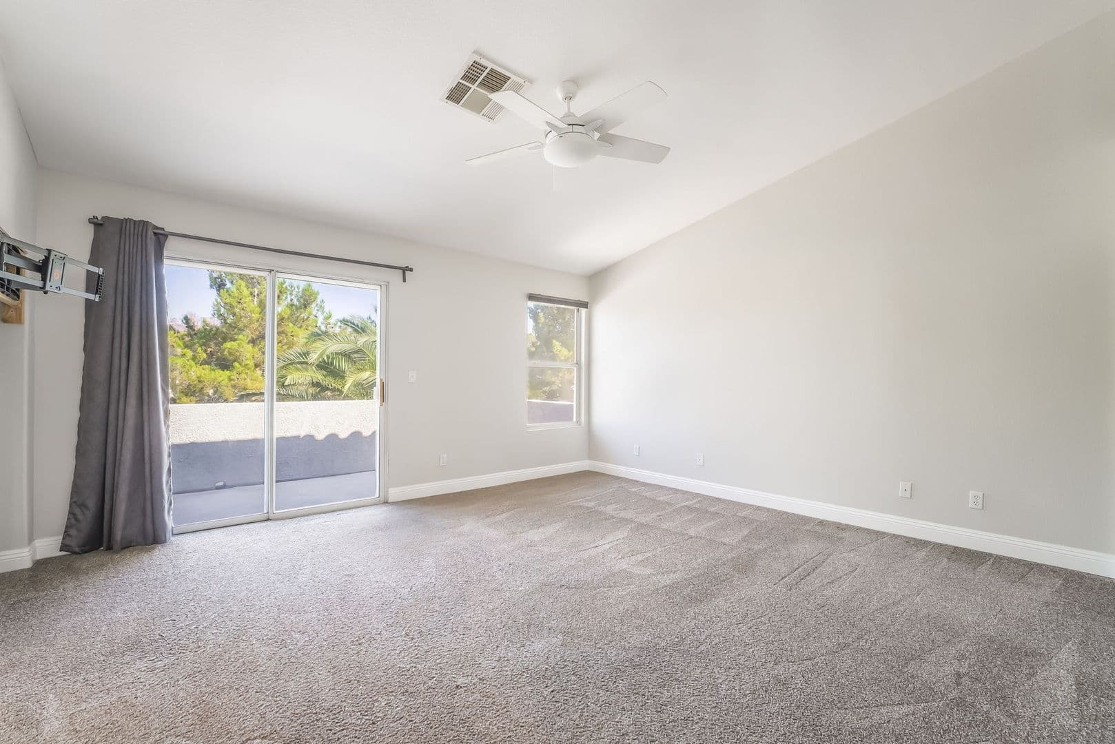 Henderson House: 252 Canyon Spirit Dr