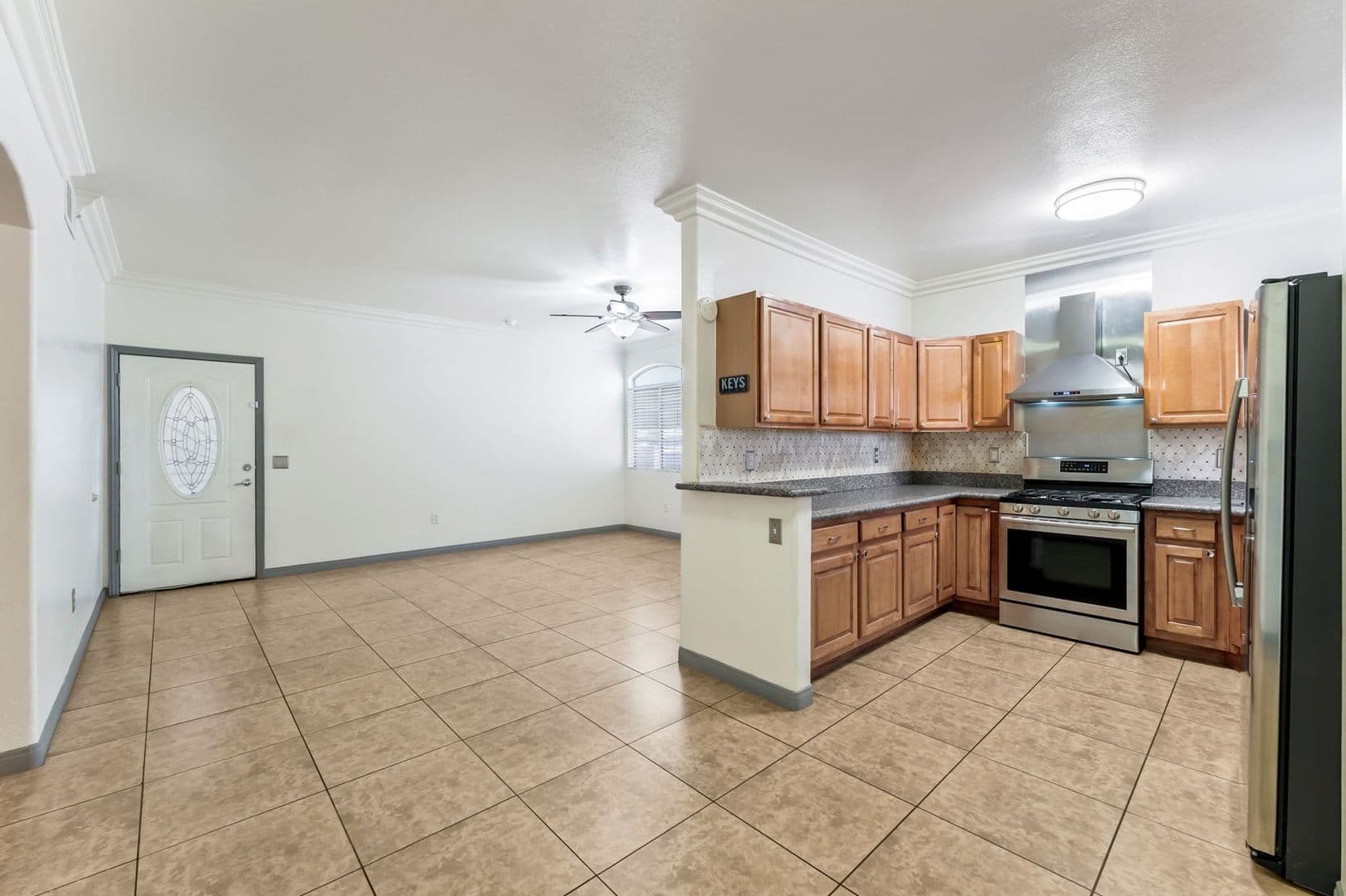 Las Vegas Townhome: 1405 S Nellis #1106