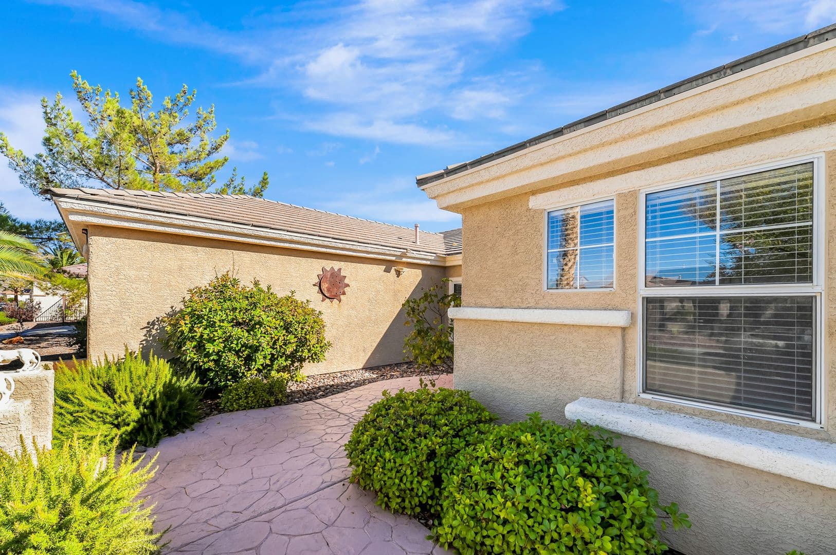 Henderson House: 2573 Shellsburg Ave