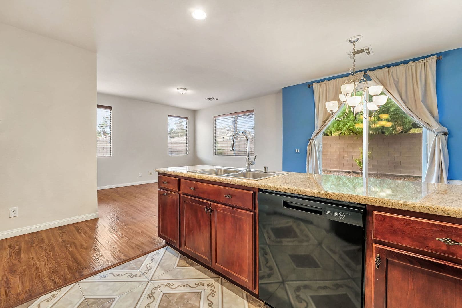 Las Vegas House: 168 Red Tee Lane