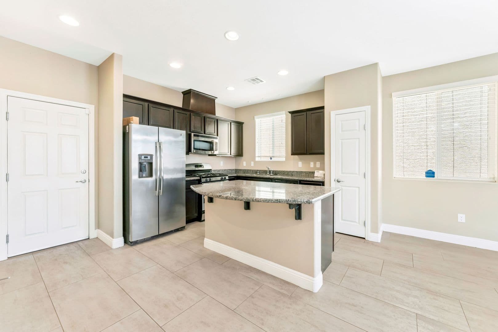 Las Vegas House: 730 Bending Wolf Ave